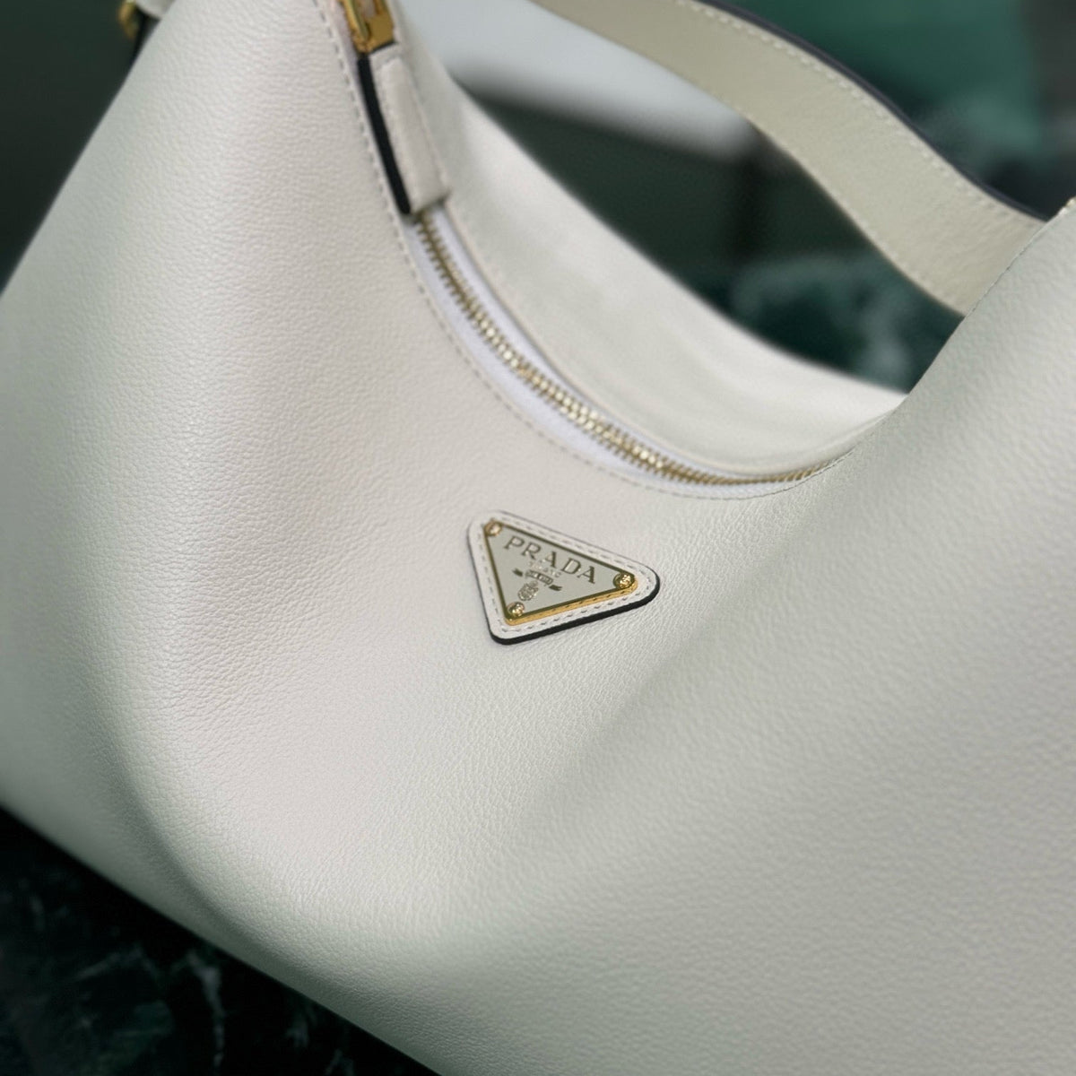 Bags- Pd Aimee Large Shoulder Bag Elegant Everyday Designer Handbag