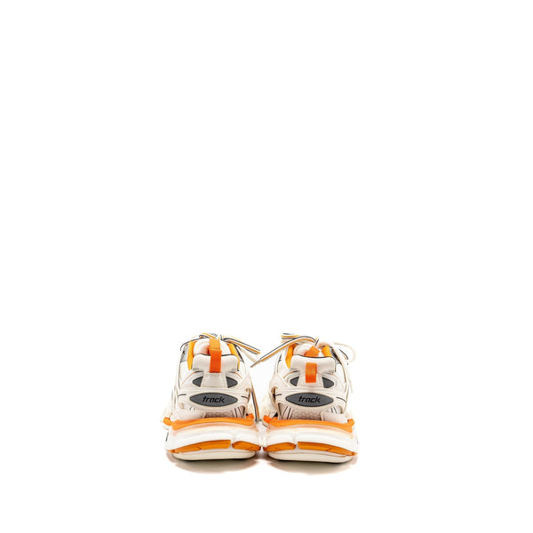 Balenciaga authentic luxury shoe White leather craftsmanship