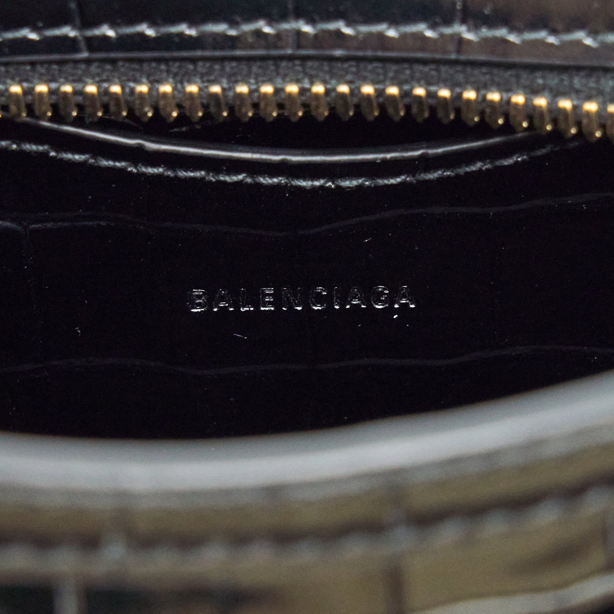 Balenciaga authentic luxury handbag Black calf craftsmanship