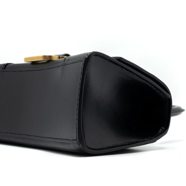 Balenciaga authentic luxury handbag Black calf craftsmanship