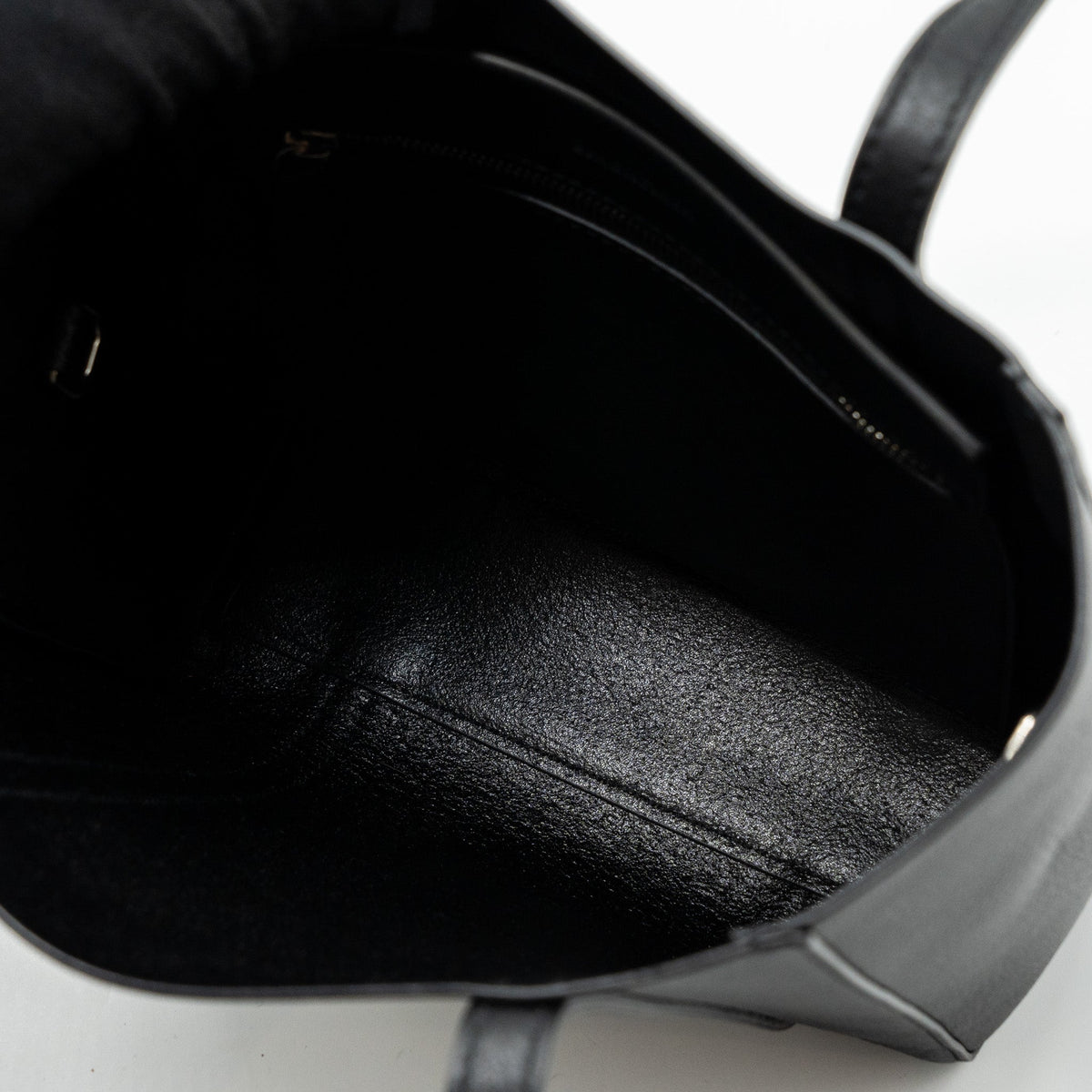 Balenciaga authentic luxury handbag Black calf craftsmanship