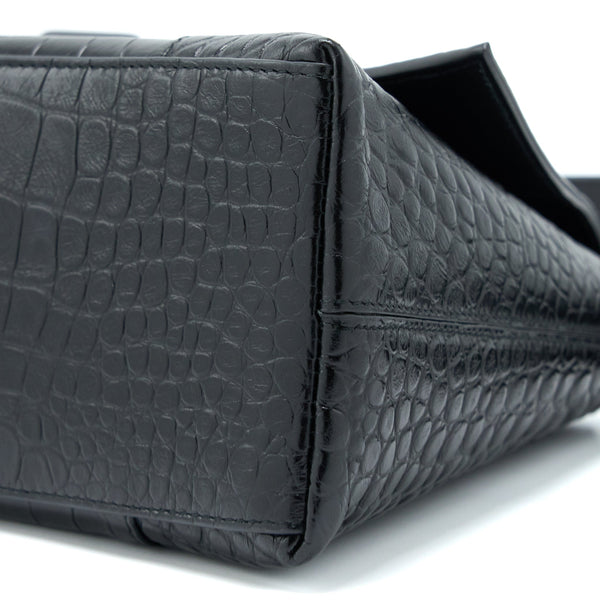Balenciaga authentic luxury handbag Black leather craftsmanship