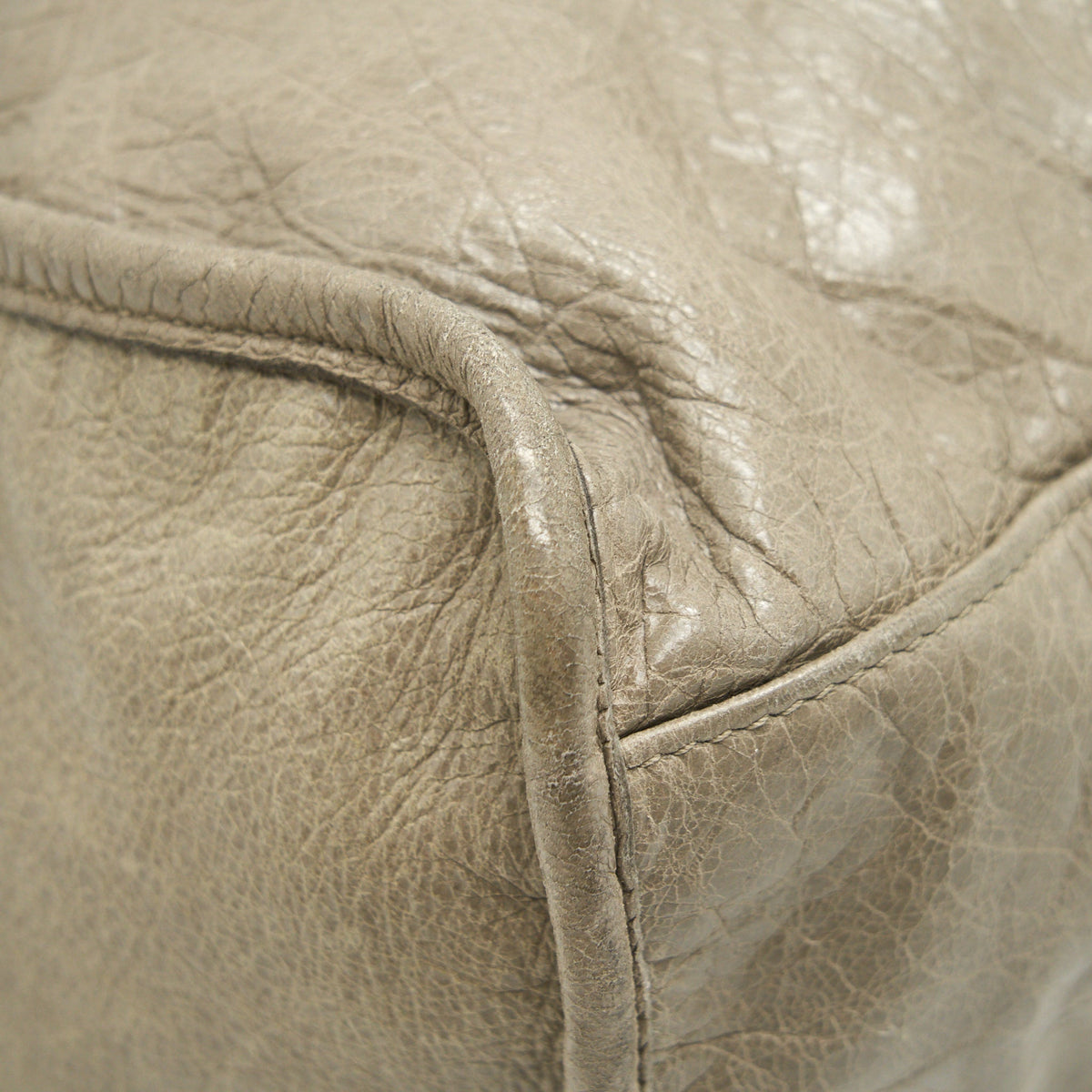 Balenciaga authentic luxury handbag Grey leather craftsmanship