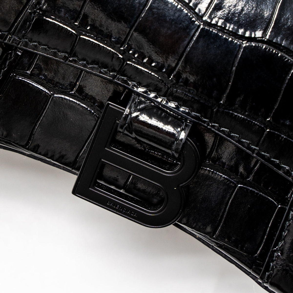 Balenciaga authentic luxury handbag Black calf craftsmanship