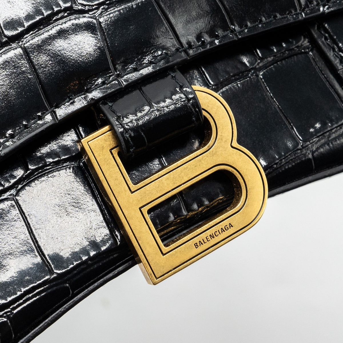 Side view of Balenciaga handbag Black premium designer bag