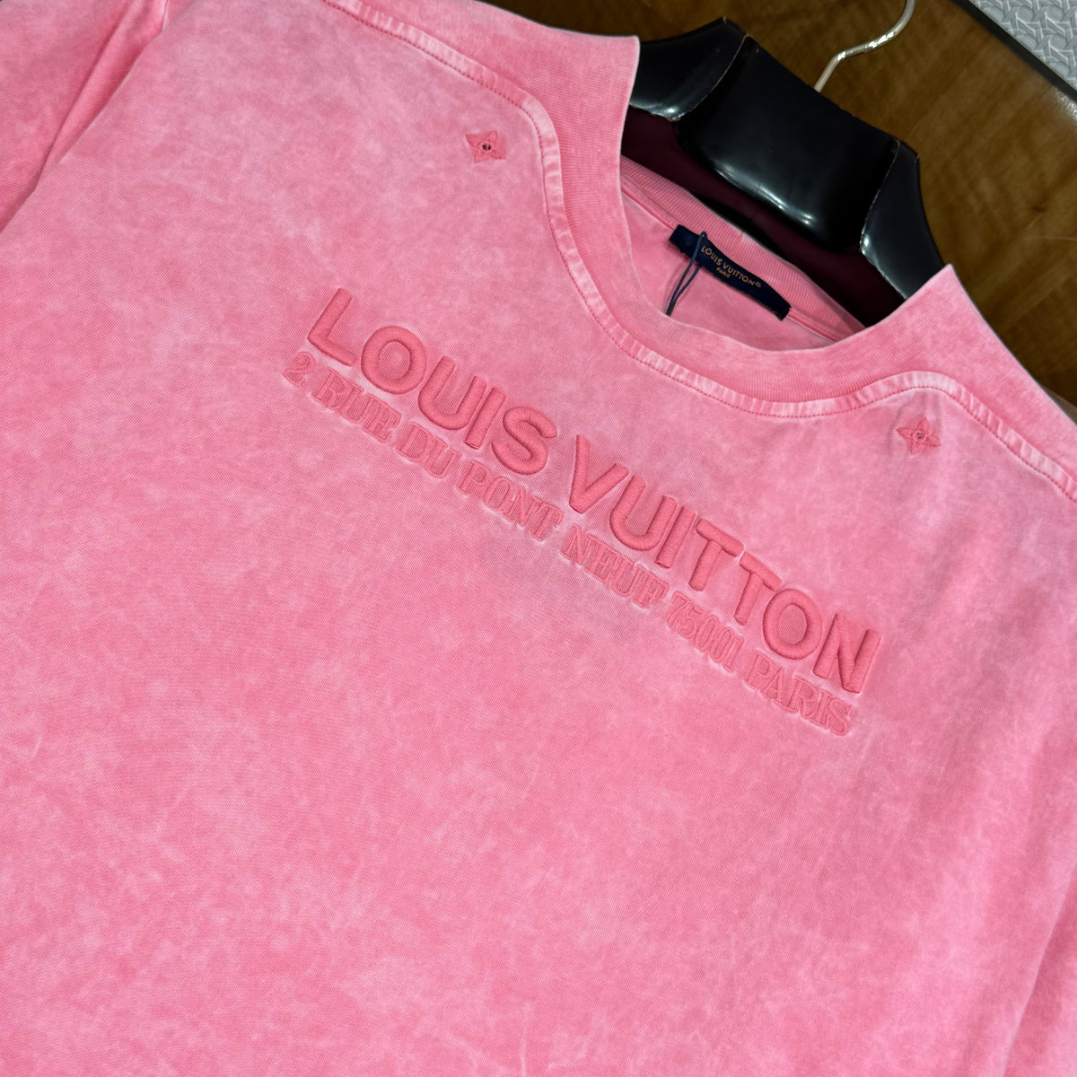 Louis Vuitton T-Shirts- Louis Vuitton Lou T-shirt Casual Everyday Designer Tee