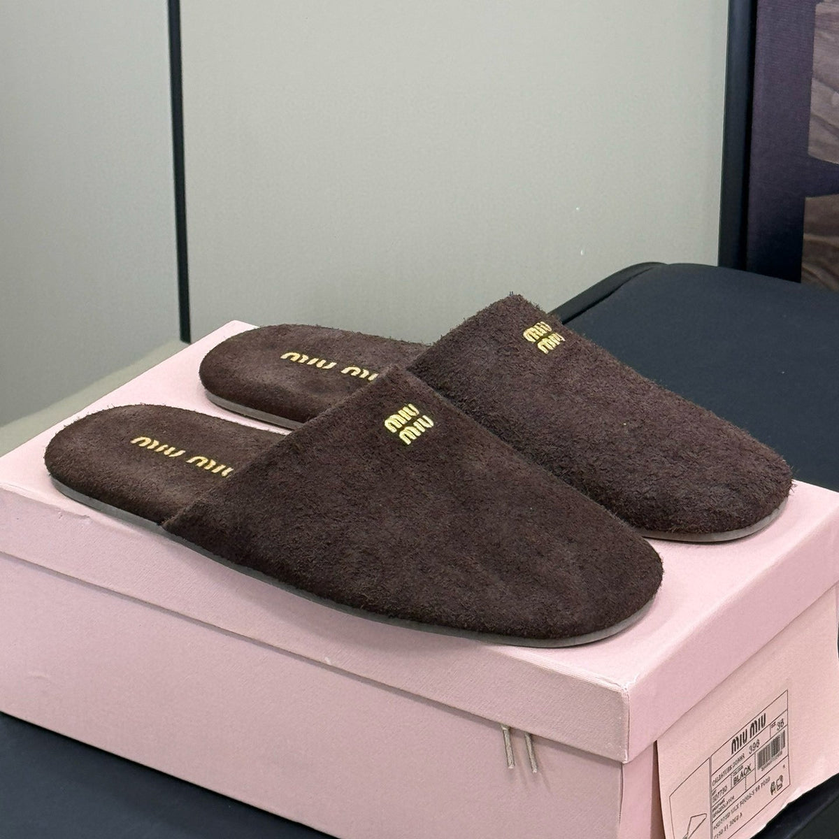 Accessories- Miu M Slippers Premium Everyday Designer Accessory