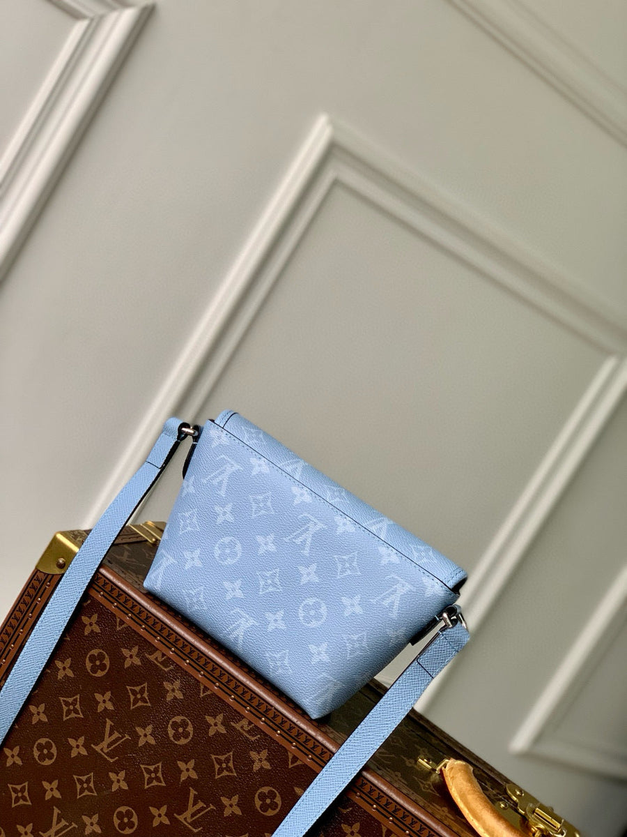 Louis Vuitton Wallets- Louis Vuitton Lou Pulse Wearable Wallet Premium Leather Designer Wallet