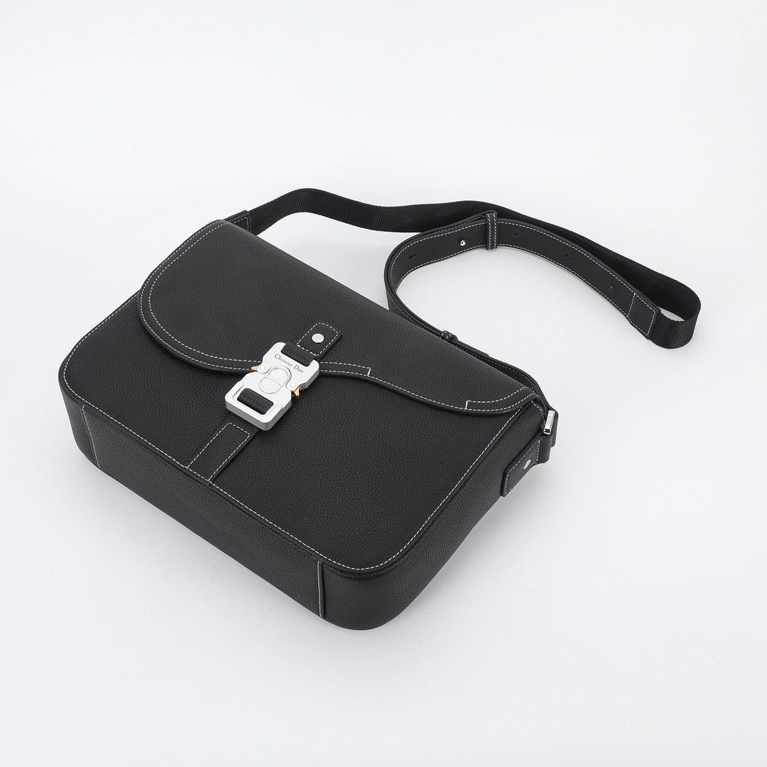 Dior Bags- Dior Saddle Messenger Bag Elegant Everyday Designer Handbag