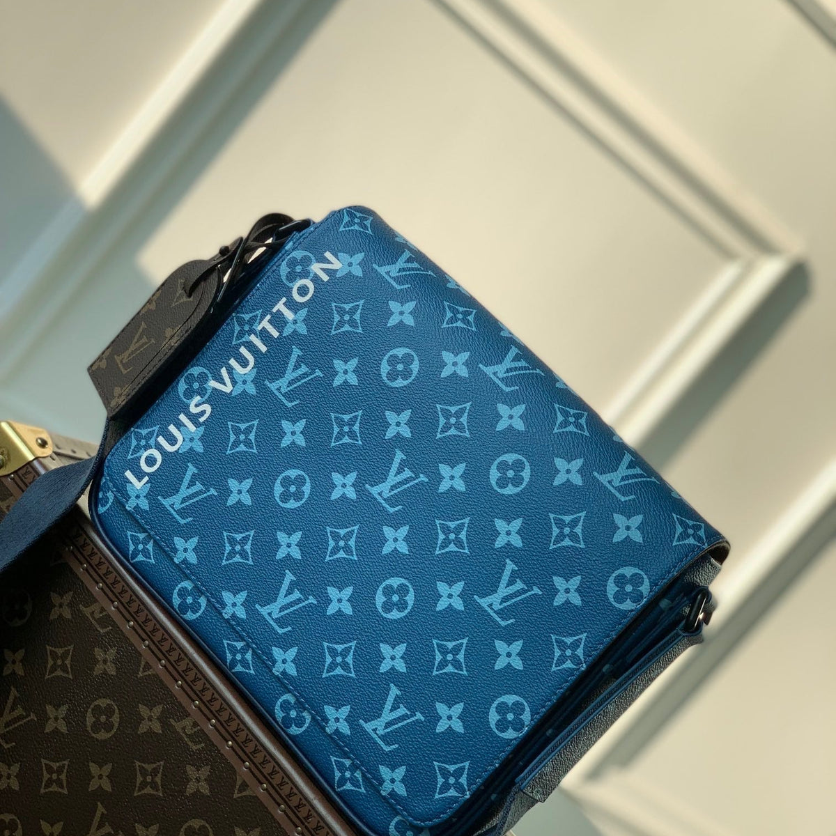 Louis Vuitton Wallets- Louis Vuitton Lou District Pm Messenger Bag Compact Luxury Card Wallet