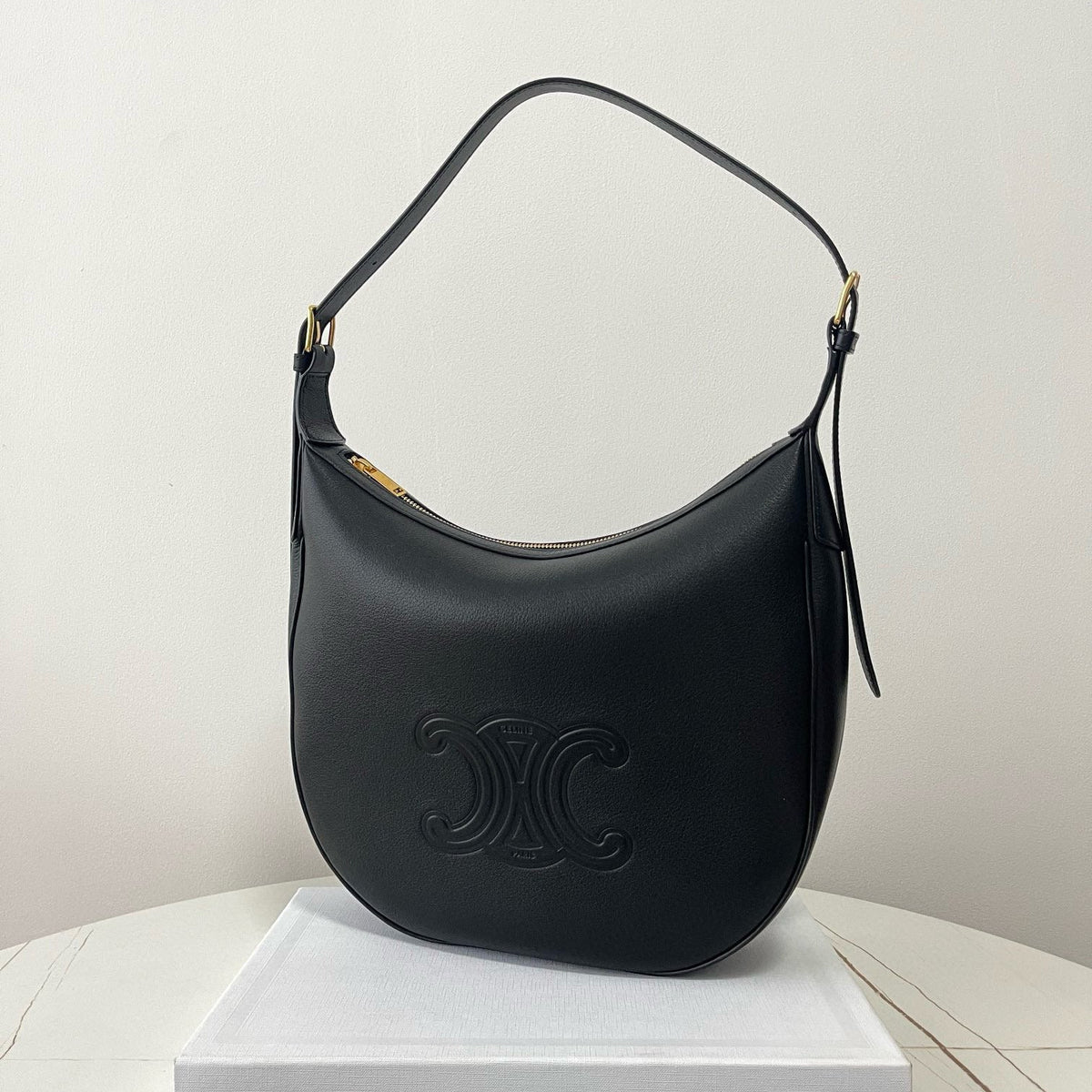 Bags- Cel Medium Heloise Bag Elegant Everyday Designer Handbag