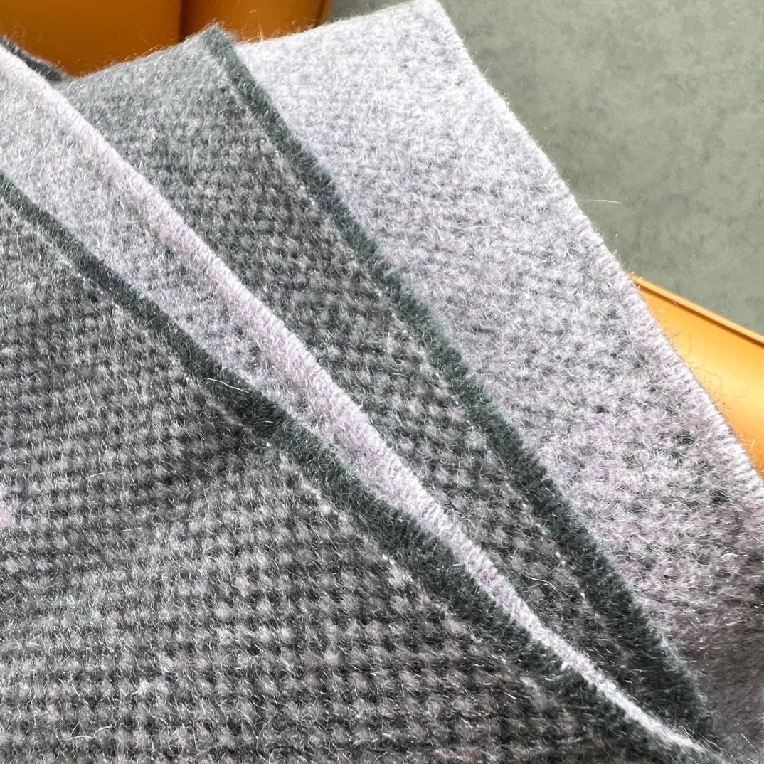 Gucci Scarves- Gucci Scarf Elegant Everyday Designer Scarf