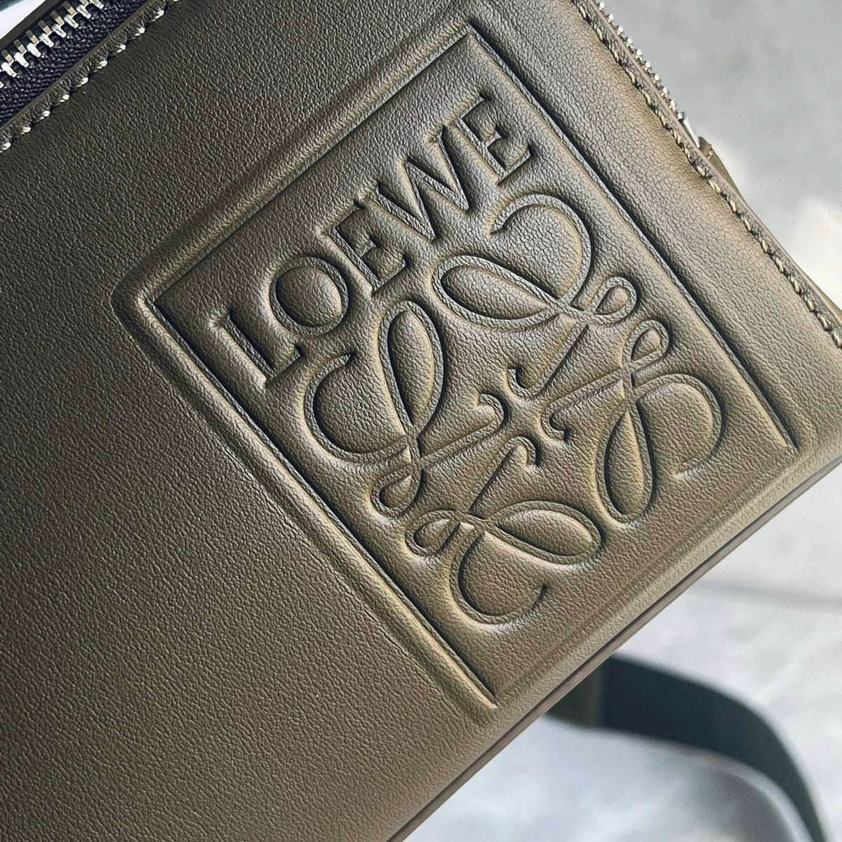 Bags- Loew Mini Camera Crossbody Bag Premium Designer Shoulder Bag