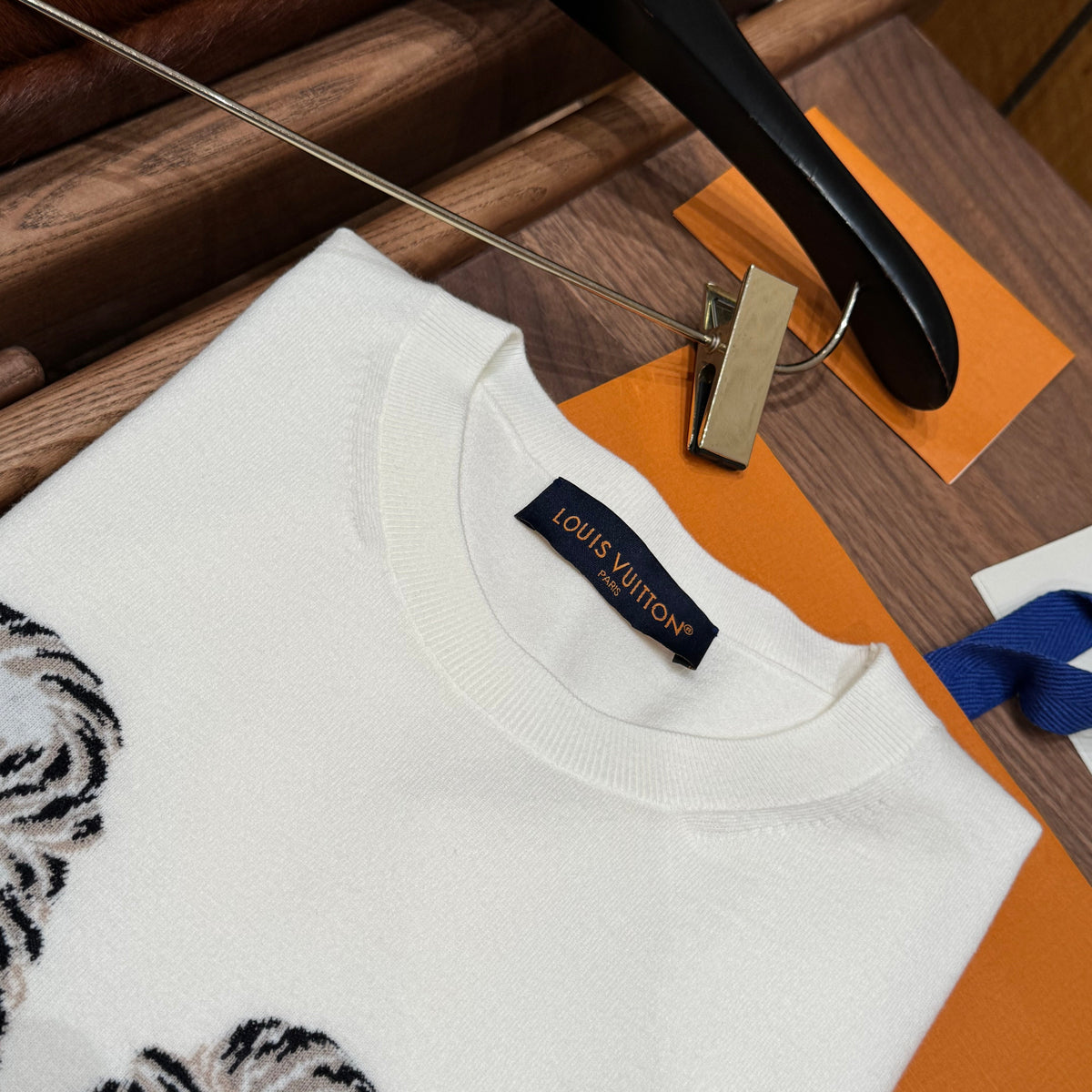 Louis Vuitton T-Shirts- Louis Vuitton Lou T-shirt Premium Designer Cotton T-Shirt