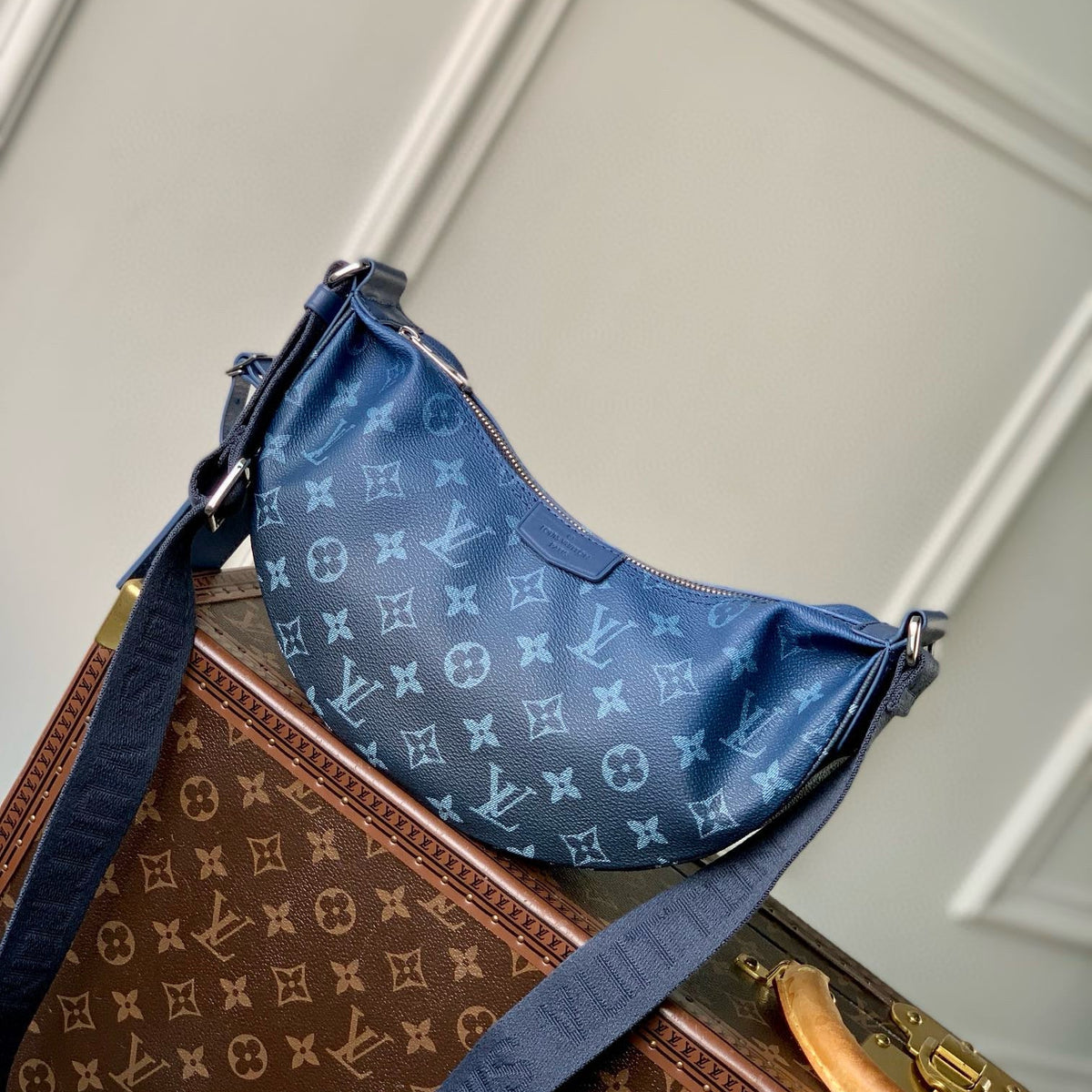 Louis Vuitton Bags- Louis Vuitton Lou Hamac Bag Elegant Everyday Designer Handbag