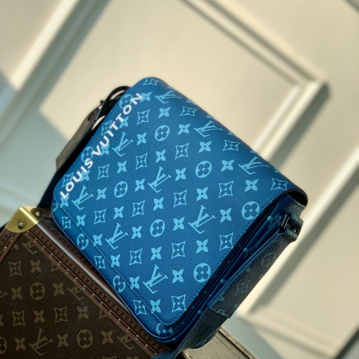 Louis Vuitton Wallets- Louis Vuitton Lou District Pm Messenger Bag Compact Luxury Card Wallet