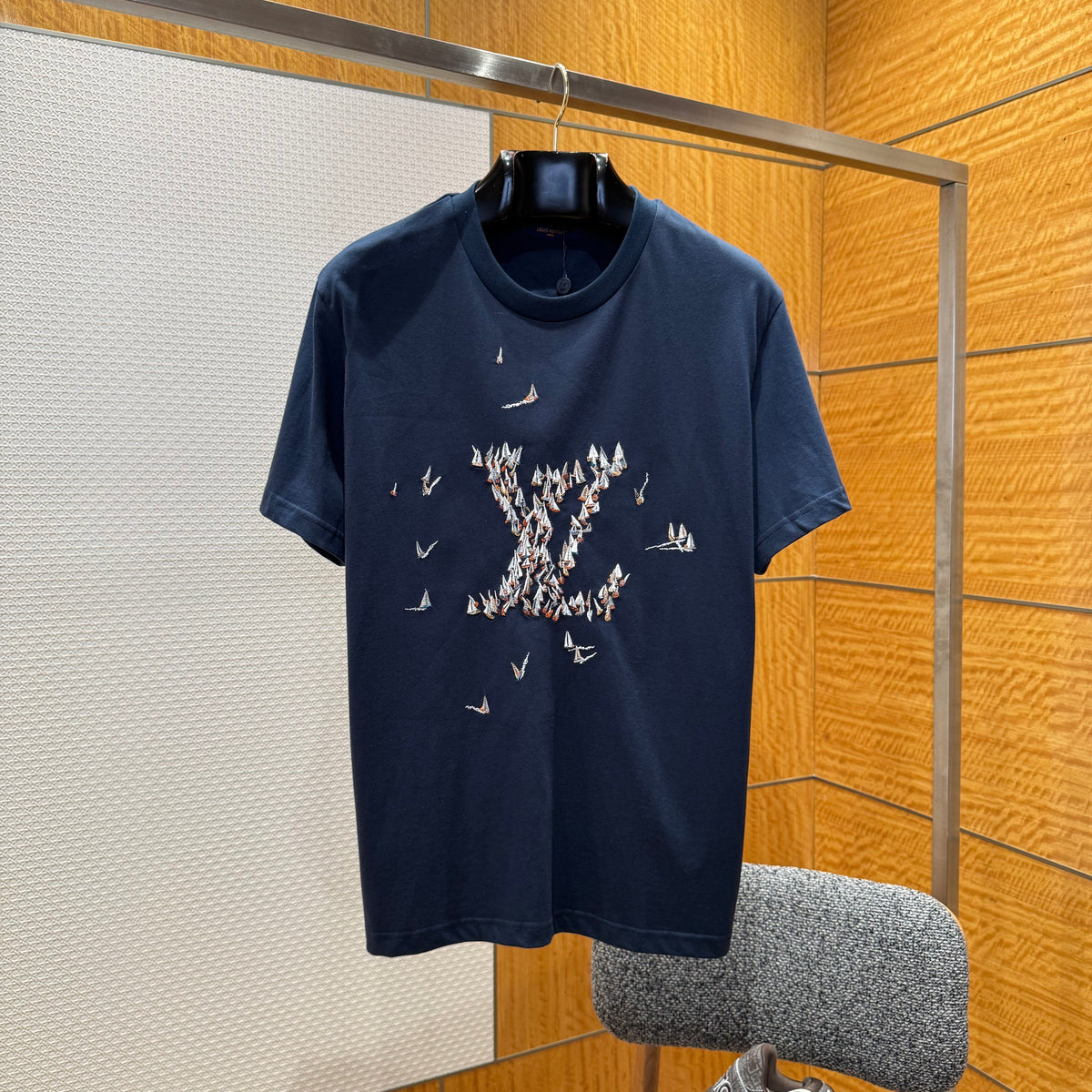 Louis Vuitton T-Shirts- Louis Vuitton Lou T-shirt Premium Designer Cotton T-Shirt