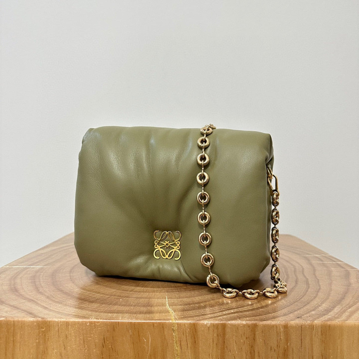 Bags- Loew Puffer Goya Bag Elegant Everyday Designer Handbag