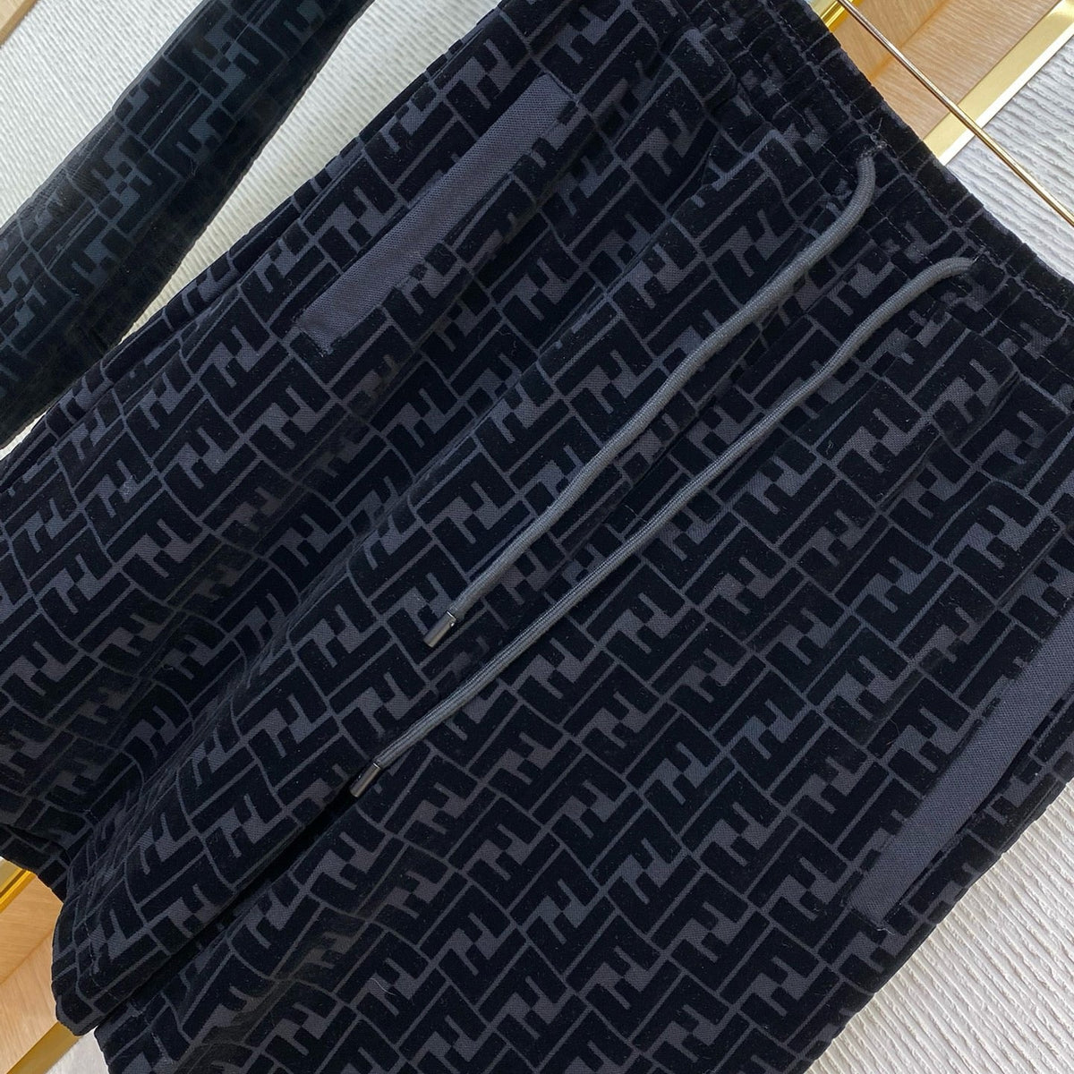 Shorts- Fen Shorts Premium Designer Casual Shorts