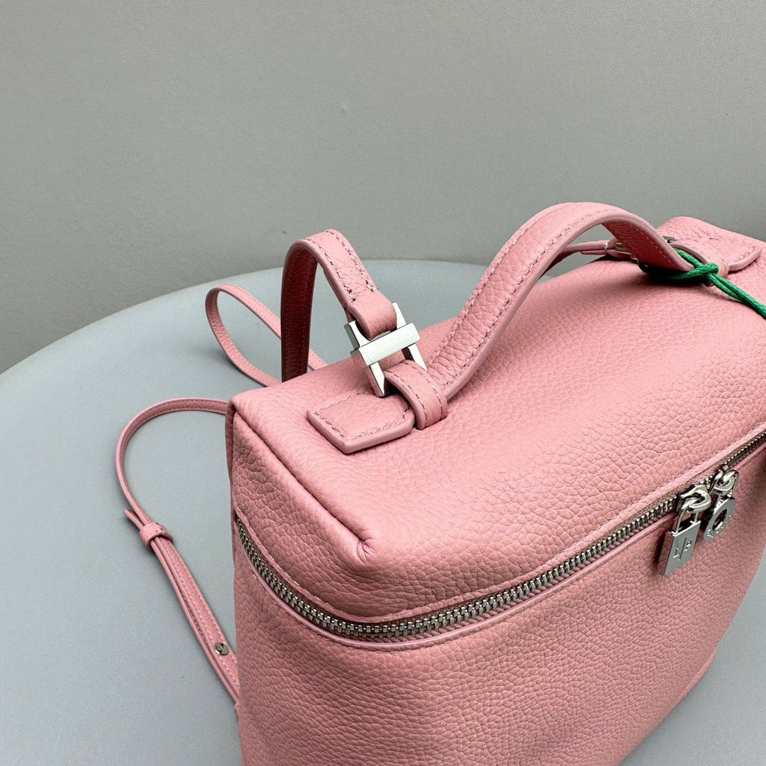 Bags- Loro P Extra Pocket Backpack Luxury Designer Leather Handbag