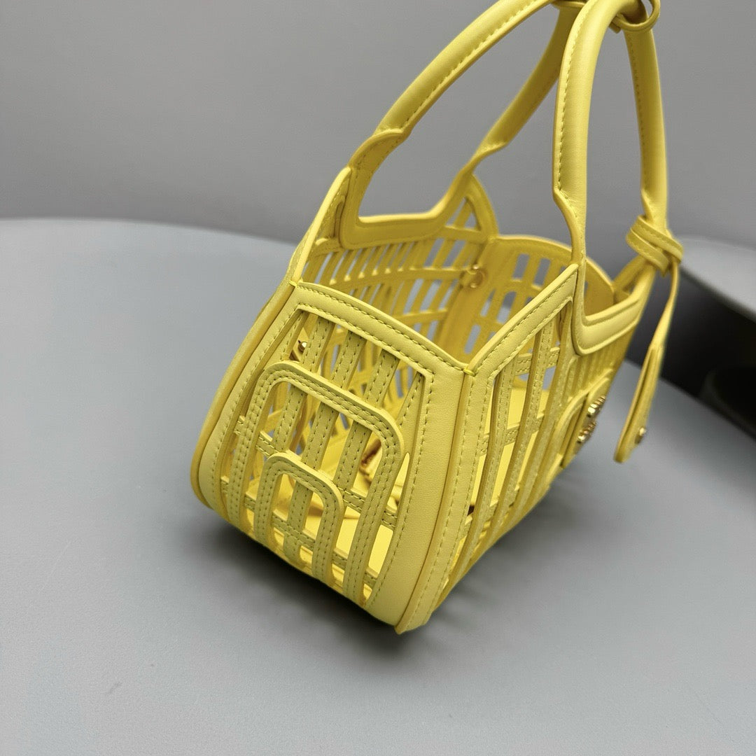 Bags- Miu M Leather Basket Bag Elegant Everyday Designer Handbag