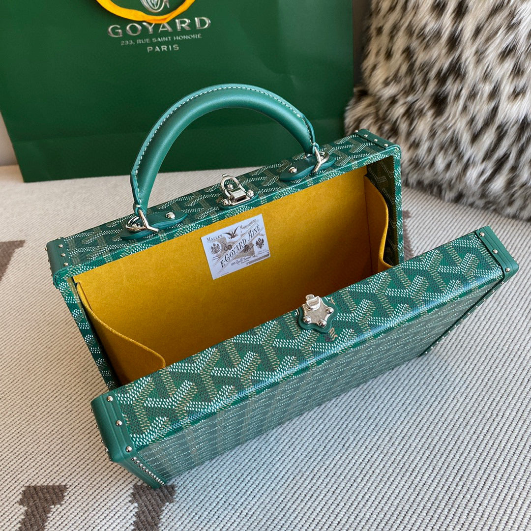 Bags- Goya Grand Hotel Trunk Bag Elegant Everyday Designer Handbag