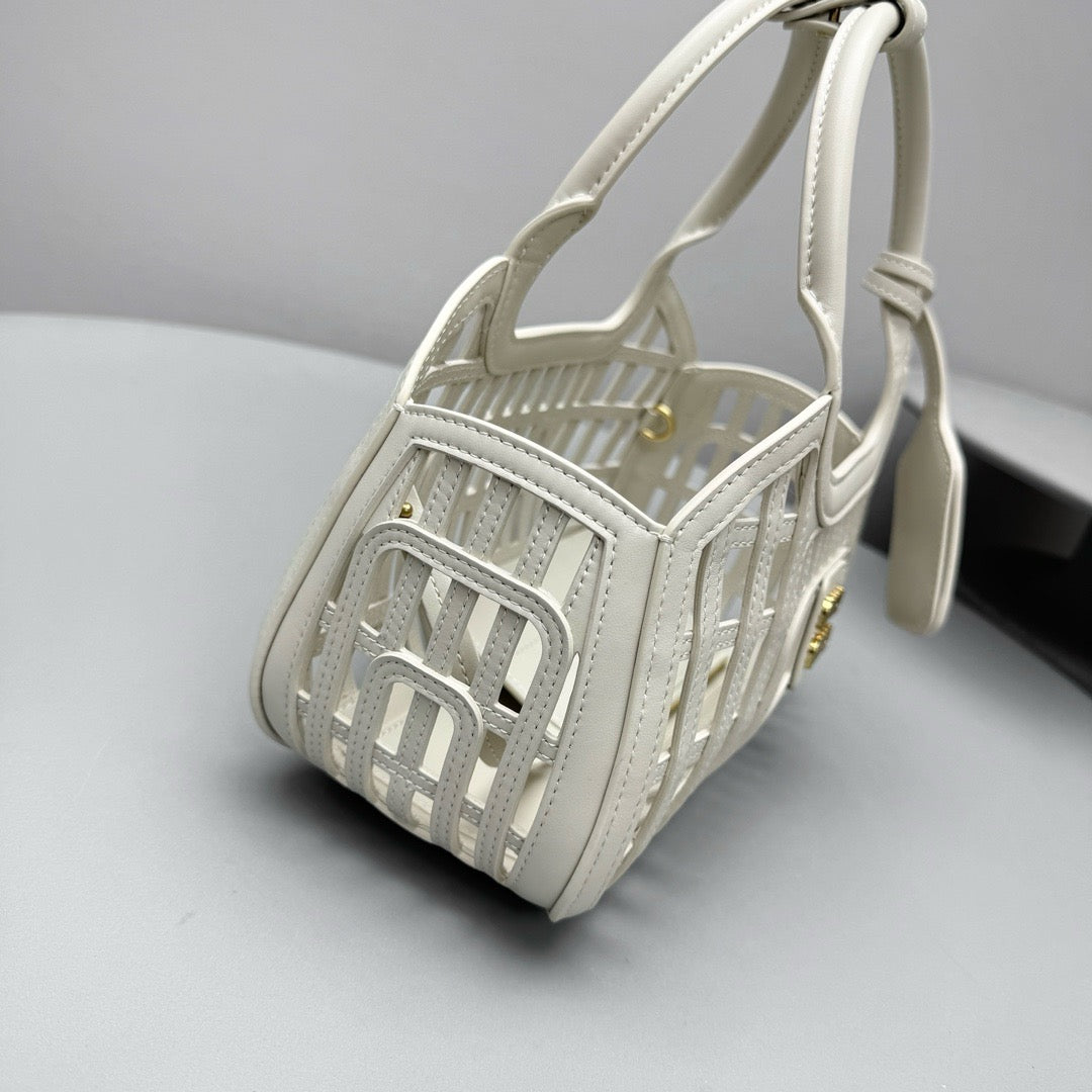 Bags- Miu M Leather Basket Bag Elegant Everyday Designer Handbag