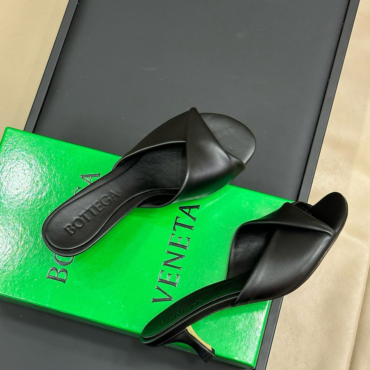 Bottega Veneta Shoes- Bottega Veneta Blink Mule Premium Designer Casual Shoes