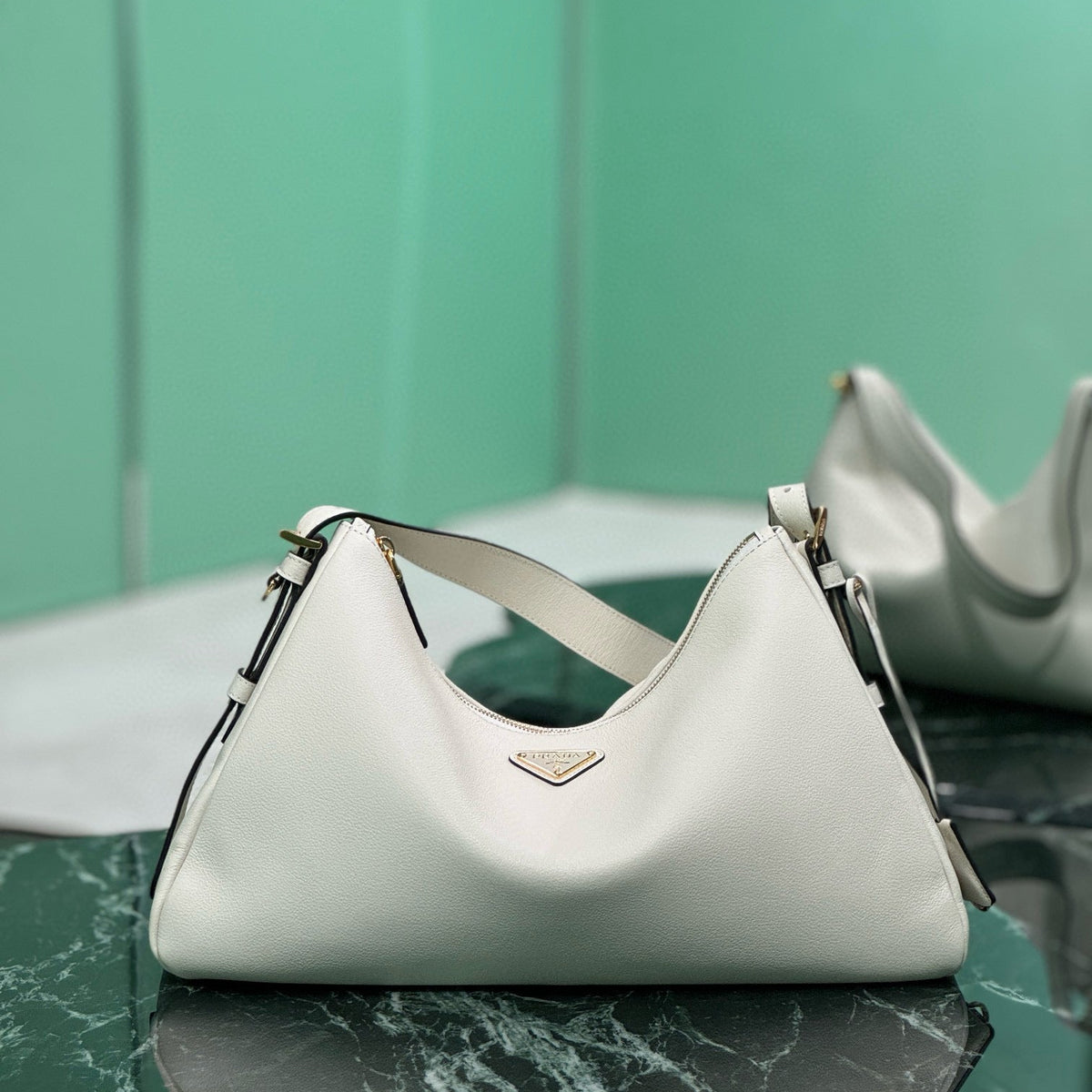 Bags- Pd Aimee Large Shoulder Bag Elegant Everyday Designer Handbag