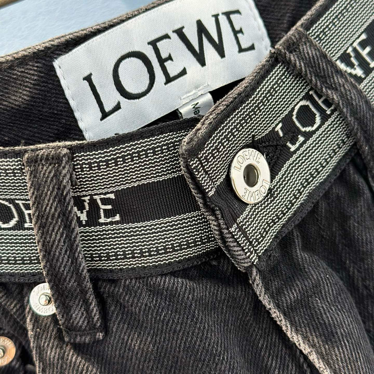 Jeans- Loew Jeans Classic Everyday Designer Jeans
