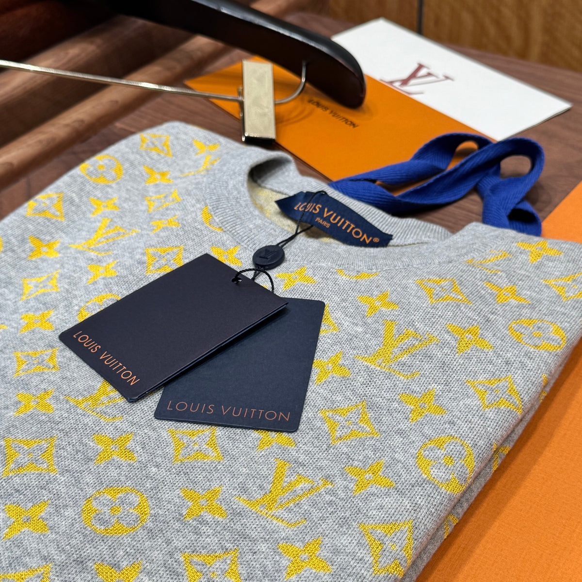 Louis Vuitton T-Shirts- Louis Vuitton Lou T-shirt Premium Designer Cotton T-Shirt