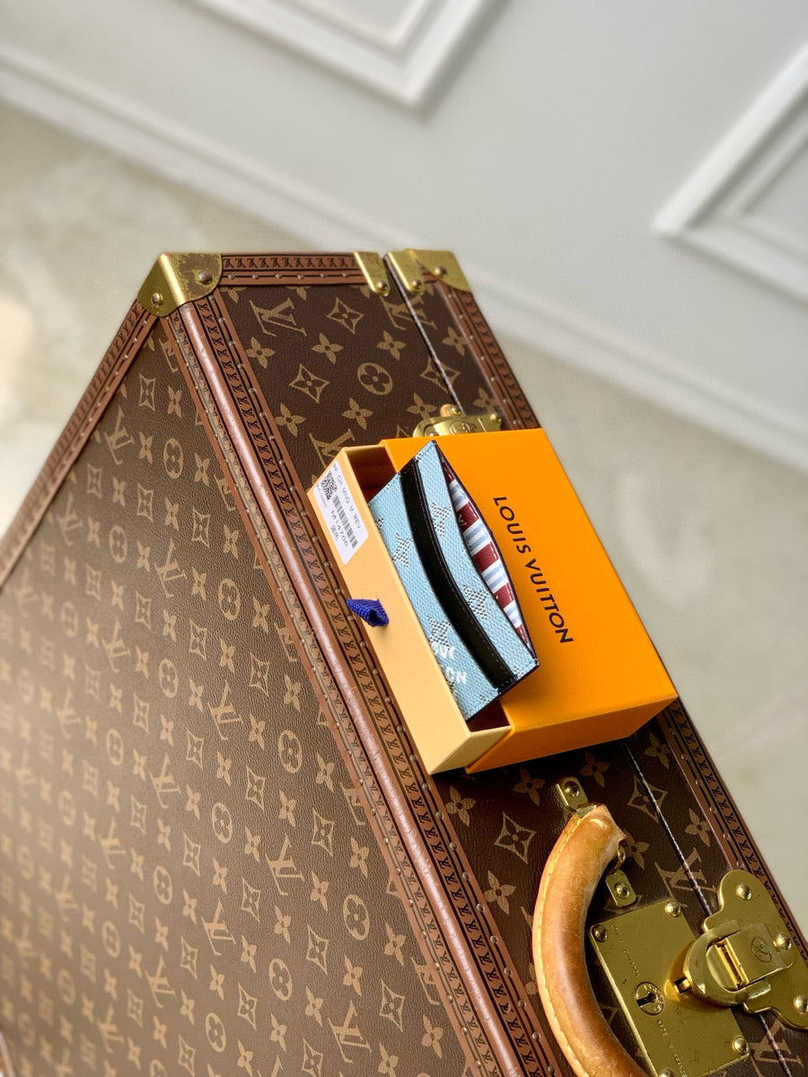 Louis Vuitton Wallets- Louis Vuitton Lou Card Holder Elegant Everyday Leather Wallet