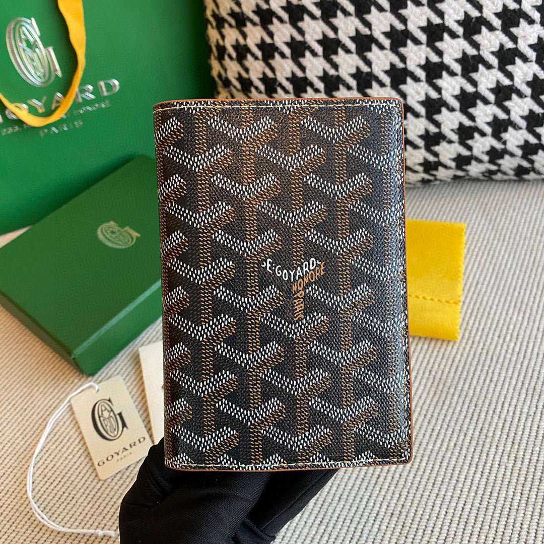 Accessories- Goya Grenelle Passport Cover Luxury Designer Fashion Accessory
