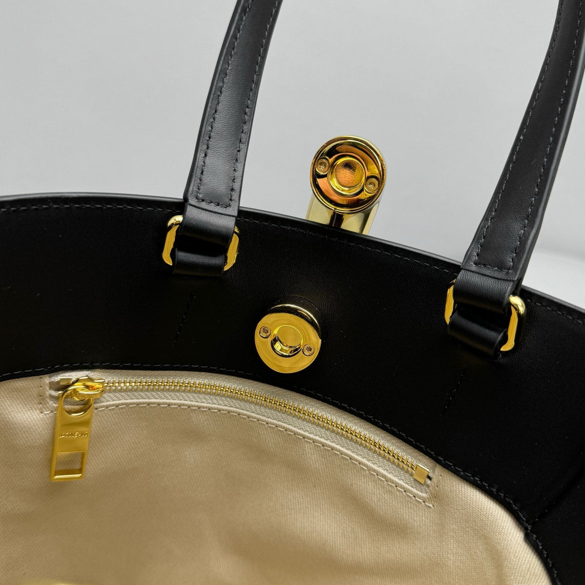 Bags- Jacq The Small Bambola Bag Elegant Everyday Designer Handbag
