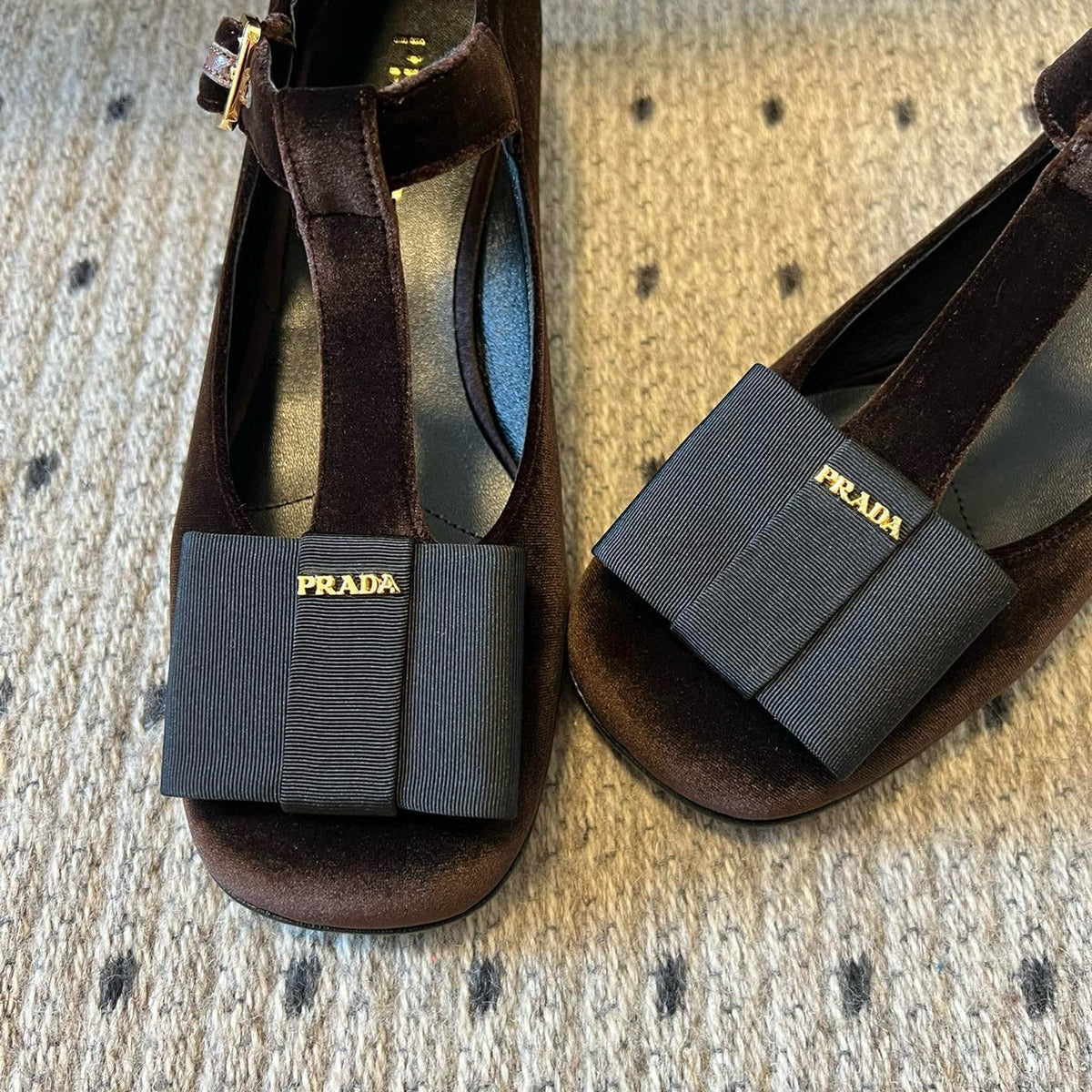 Shoes- Pd Pumps Luxury Lifestyle Designer Footwear