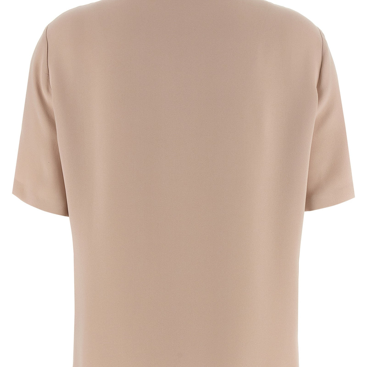 Fendi premium tee shirts detail and craftsmanship close-up