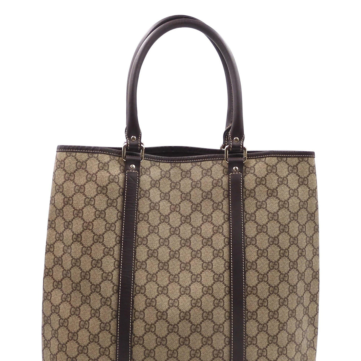 Close-up of GG bags hardware and fine stitching