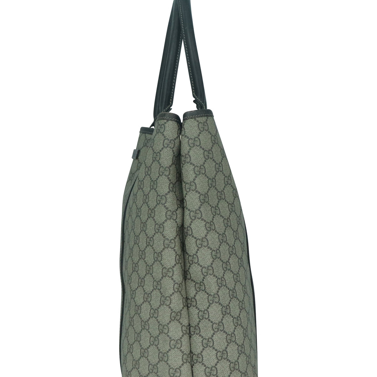 Close-up of GG bags hardware and fine stitching