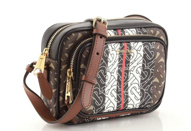 Burberry premium shoulder bags detail and craftsmanship close-up