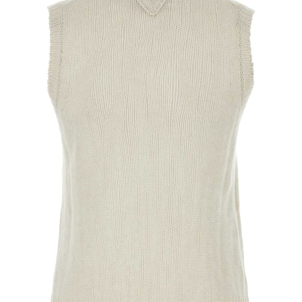 Prada premium jerseys & knitwear detail and craftsmanship close-up