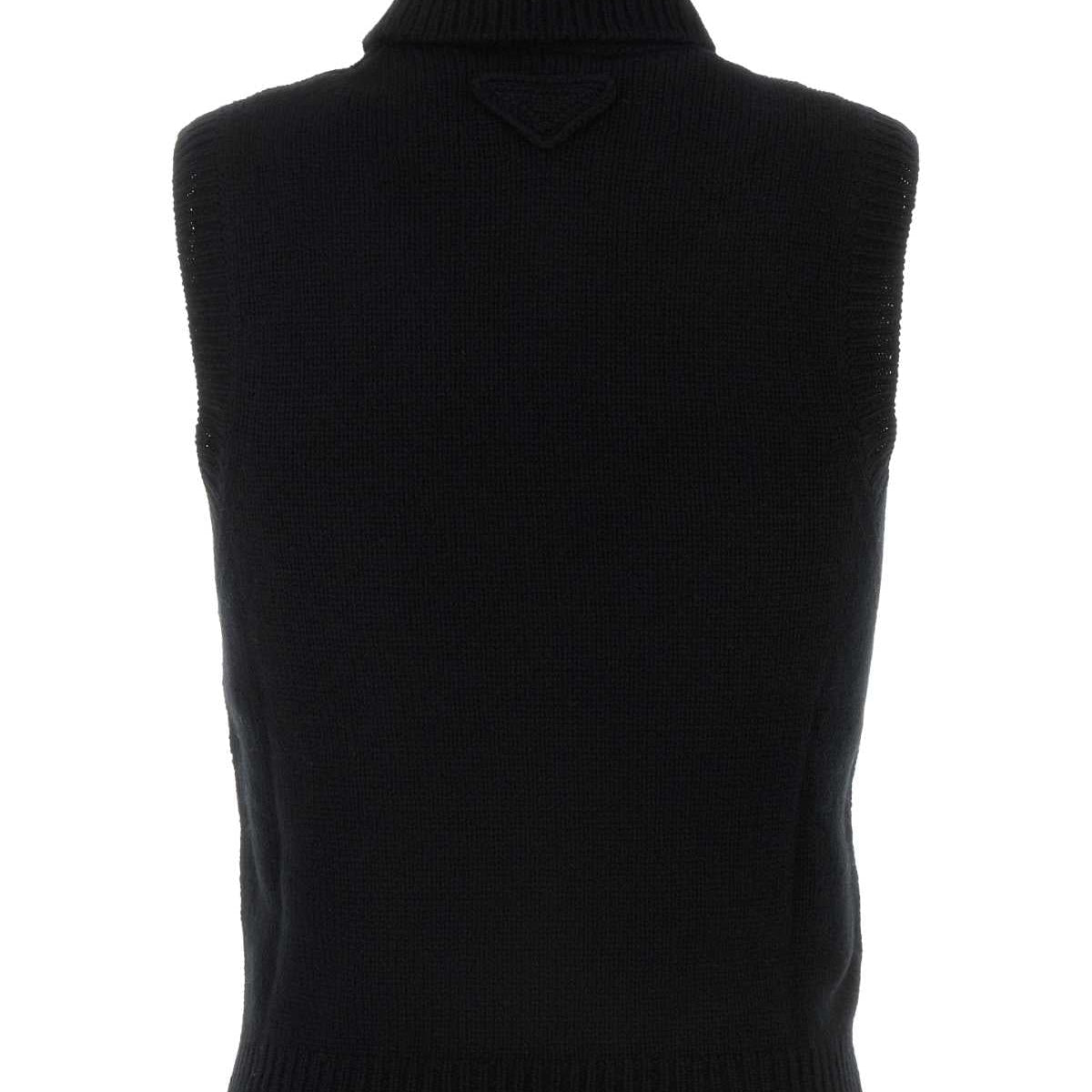 Prada premium jerseys & knitwear detail and craftsmanship close-up