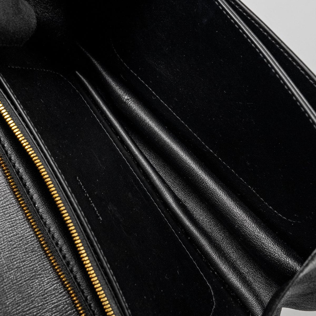 Balenciaga authentic luxury handbag Black calf craftsmanship
