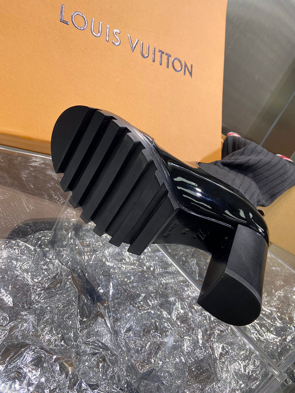 Louis Vuitton Grey Ankle Strap Heels - Heel Detail View