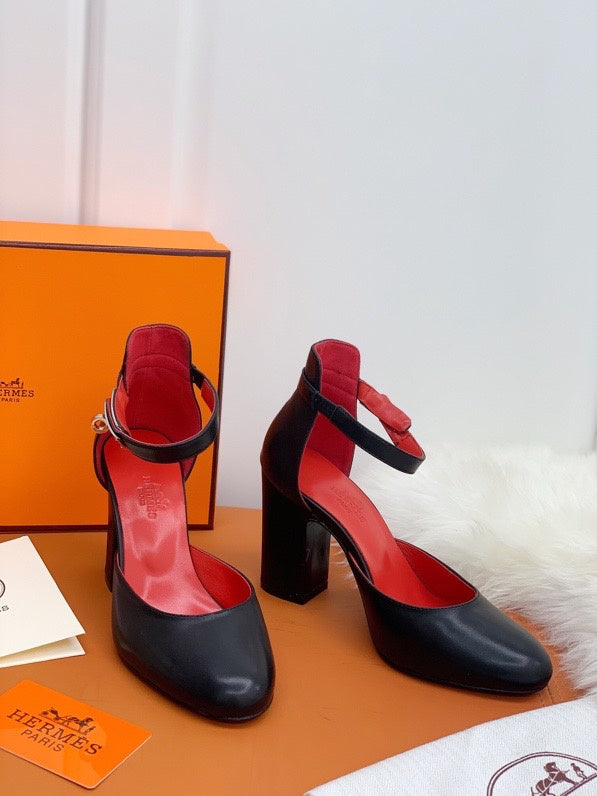 Hermès Camel Ankle Boots - Full Silhouette View
