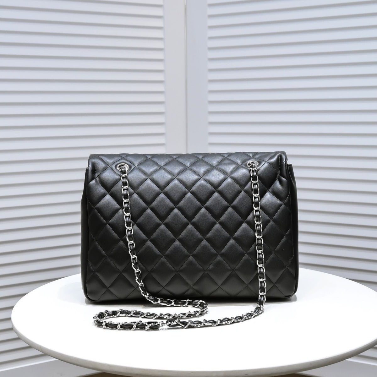Bags- Elite Carryalls Premium Designer Shoulder Bag