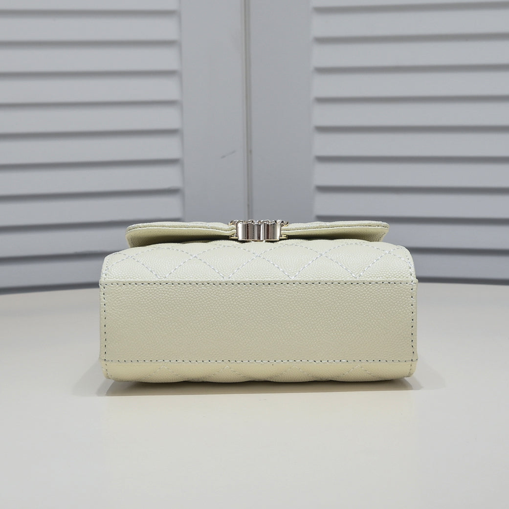 Bags- Elite Carryalls Luxury Designer Leather Handbag