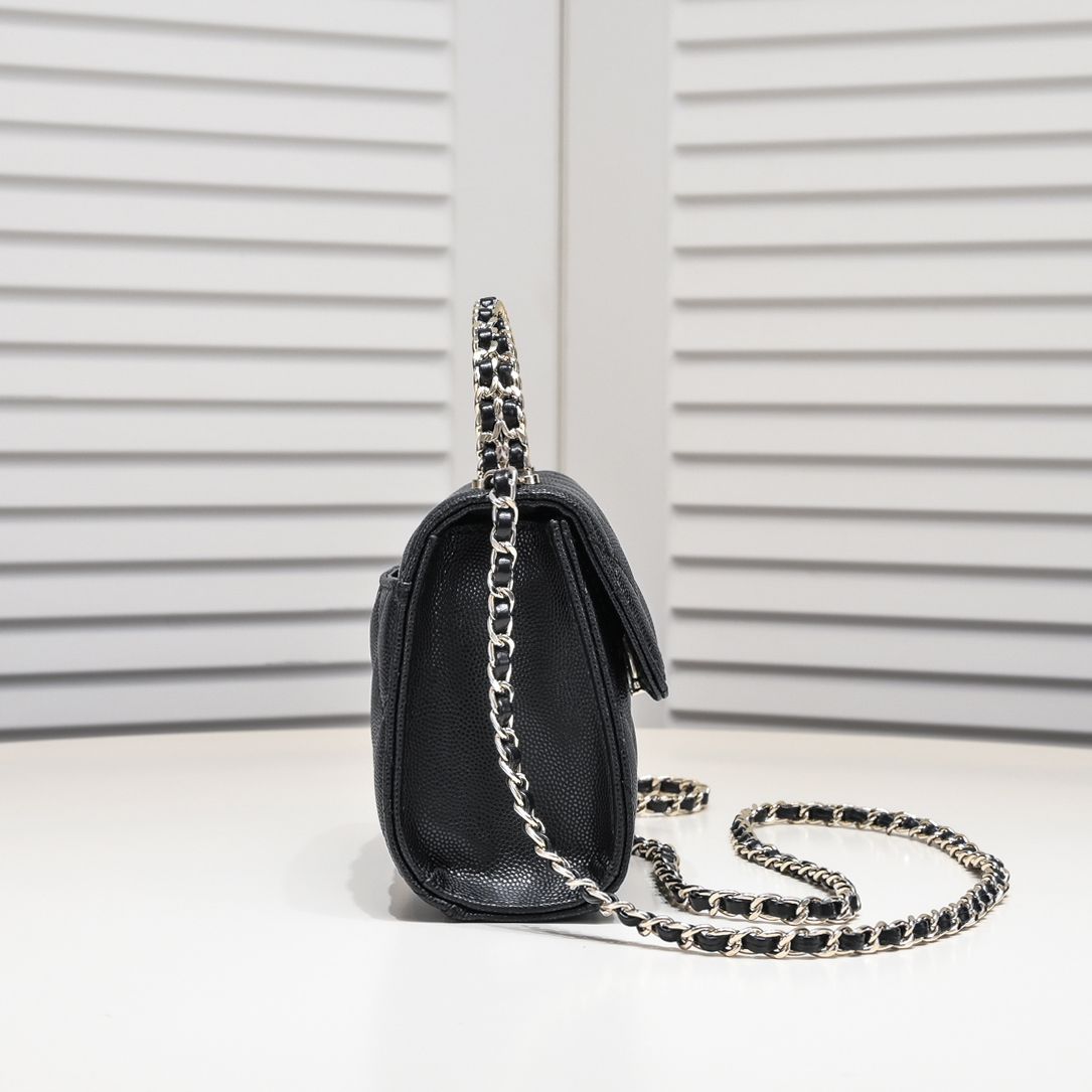 Bags- Elite Carryalls Luxury Designer Leather Handbag
