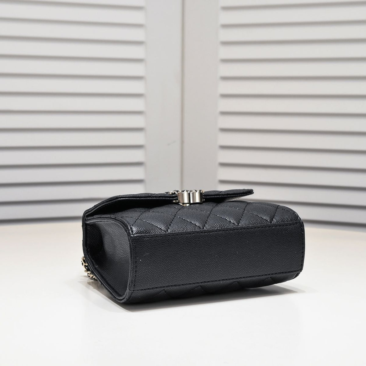 Bags- Elite Carryalls Luxury Designer Leather Handbag