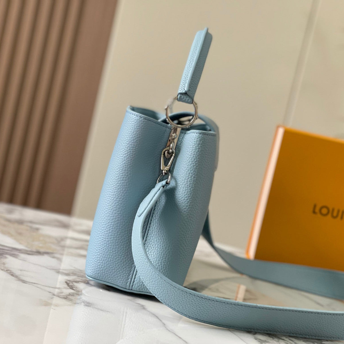 Bags- Elite Carryalls Luxury Designer Leather Handbag