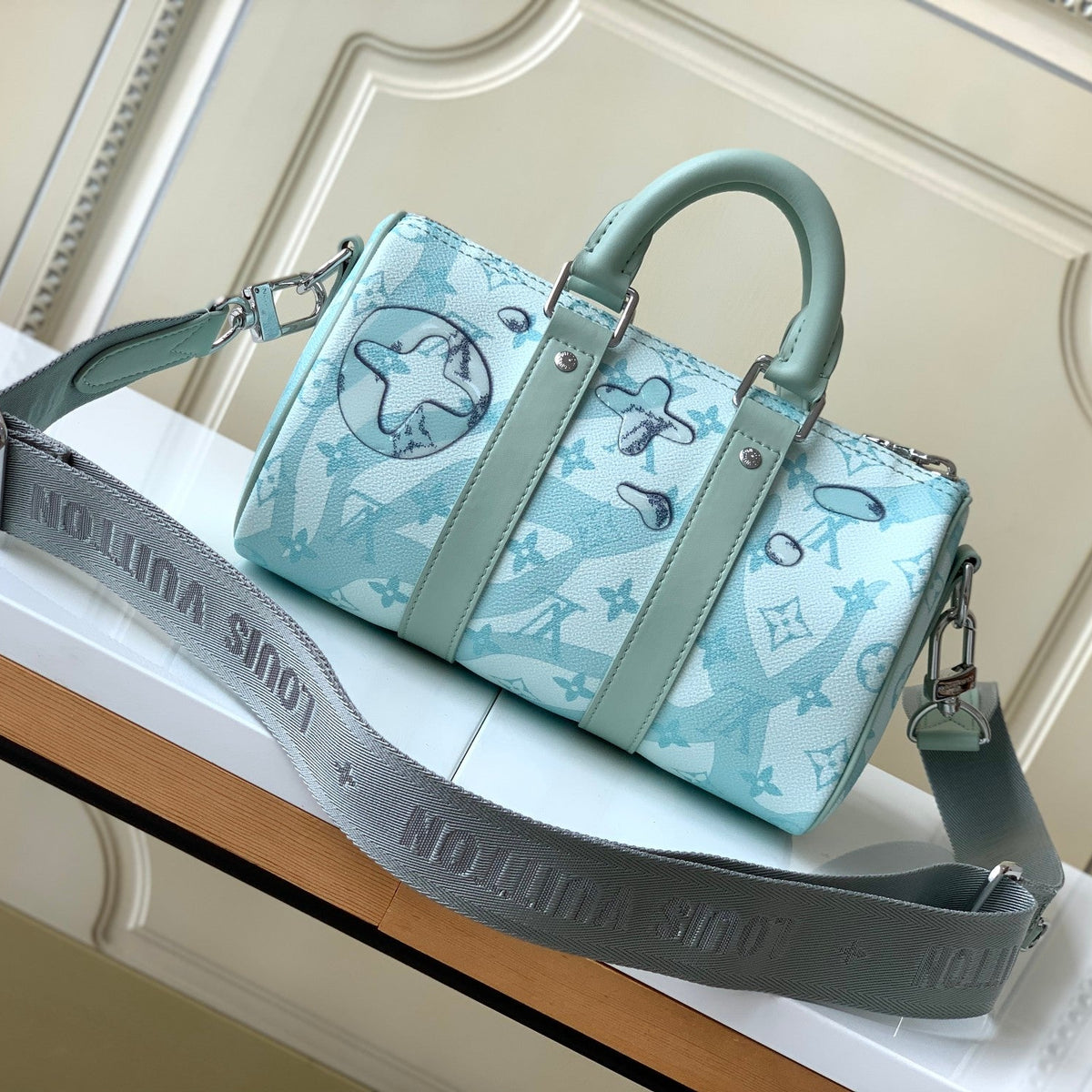 Bags- Elite Carryalls Elegant Everyday Designer Handbag